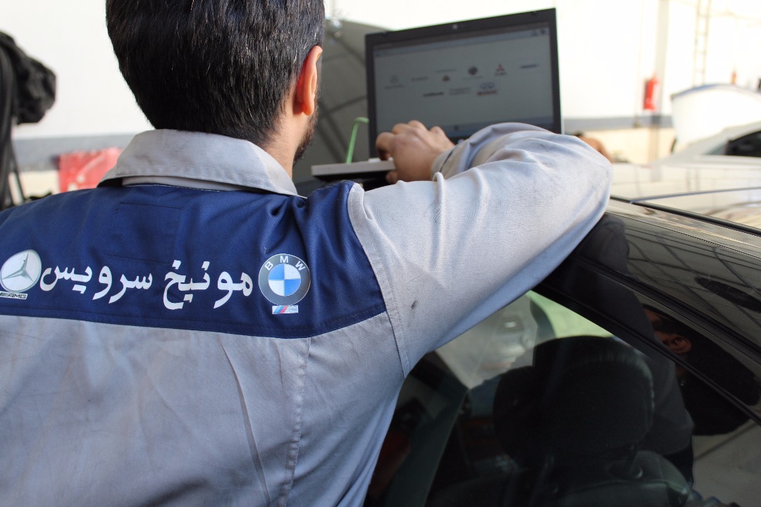 تعمیر موتور بنز